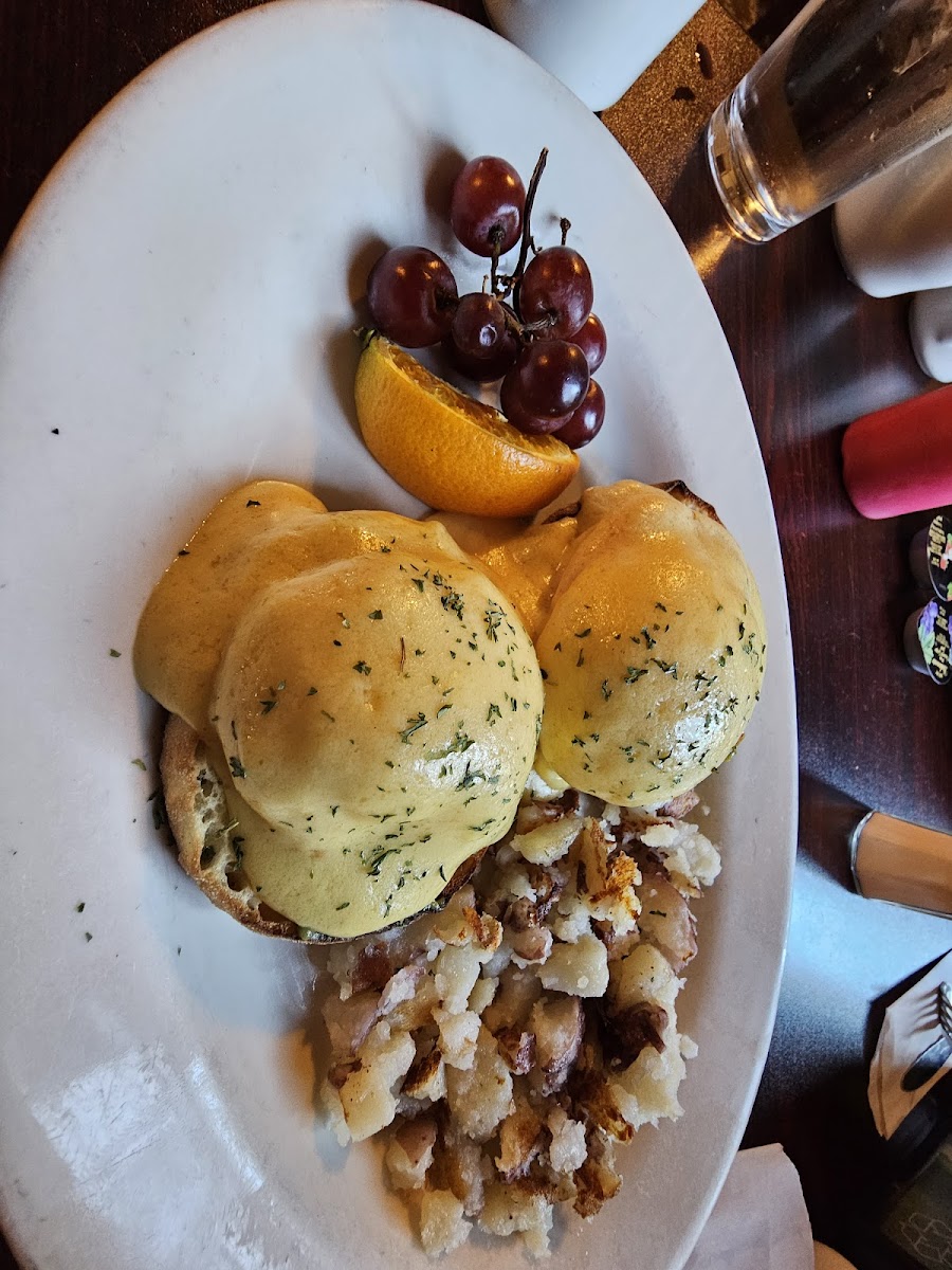 Historic Happy Cooker Restaurant-7